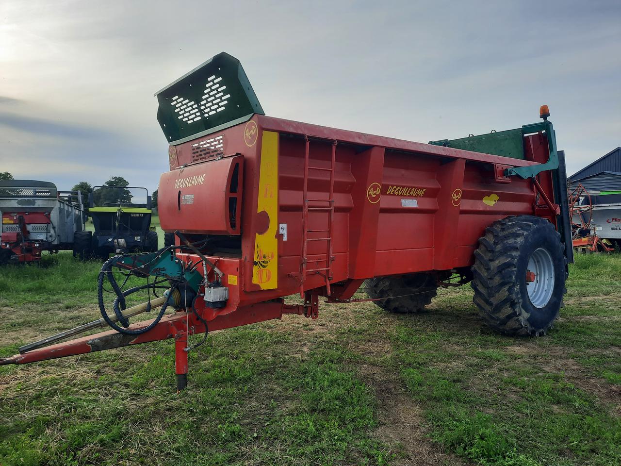 DEGUILLAUME Force 16 D - Κοπροδιανομέας: φωτογραφία 3 DEGUILLAUME Force 16 D - Κοπροδιανομέας: φωτογραφία 3