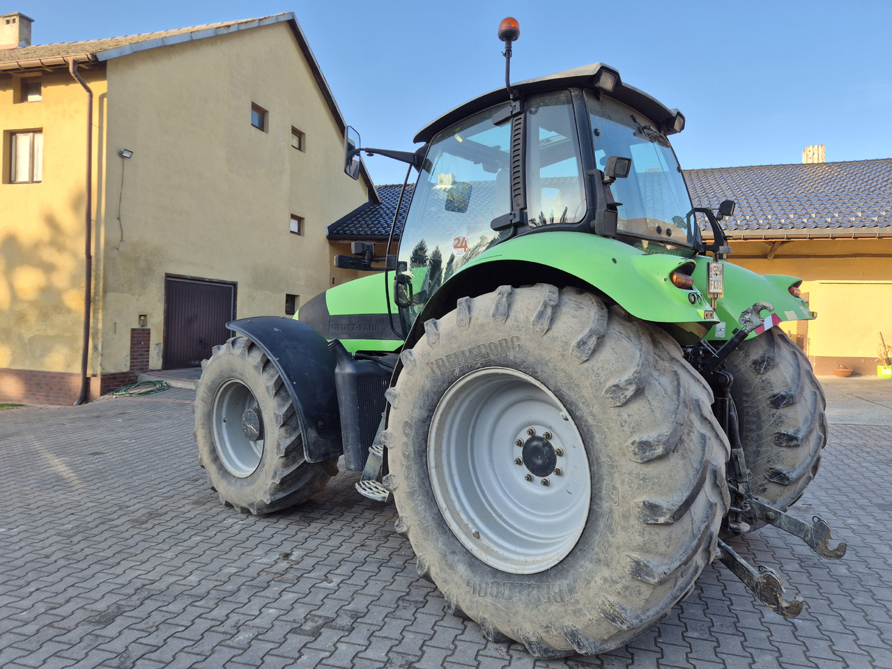 DEUTZ-FAHR Agrotron M650 - Τρακτέρ: φωτογραφία 3 DEUTZ-FAHR Agrotron M650 - Τρακτέρ: φωτογραφία 3