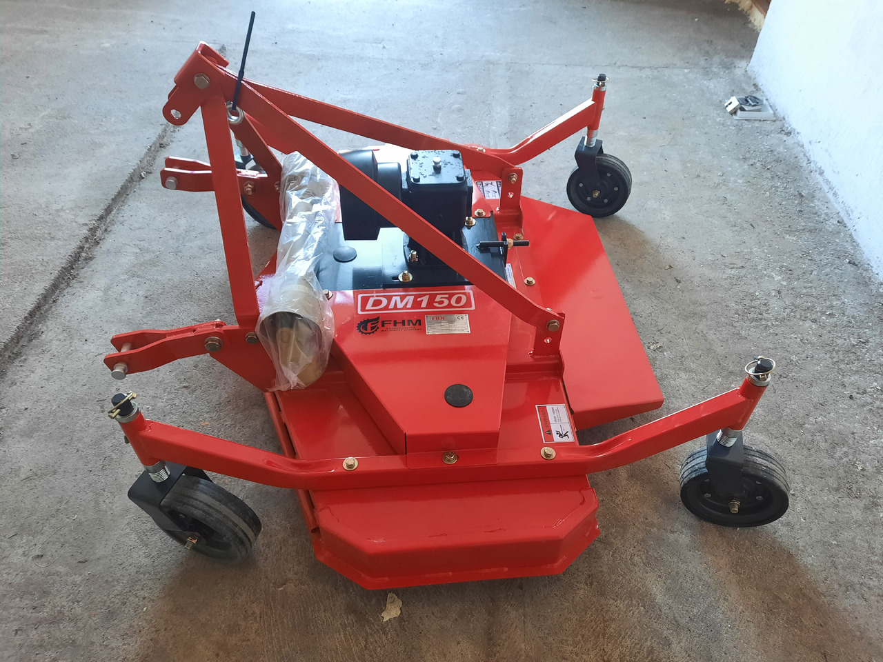 FHM DM150 - Χορτοκοπτικό: φωτογραφία 4 FHM DM150 - Χορτοκοπτικό: φωτογραφία 4