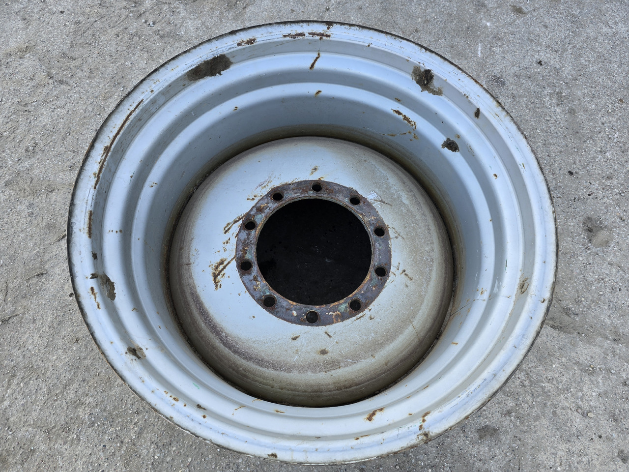 Felga do kombajnu / sieczkarni - Πλήρης τροχός για Γεωργικά μηχανήματα: φωτογραφία 3 Felga do kombajnu / sieczkarni - Πλήρης τροχός για Γεωργικά μηχανήματα: φωτογραφία 3