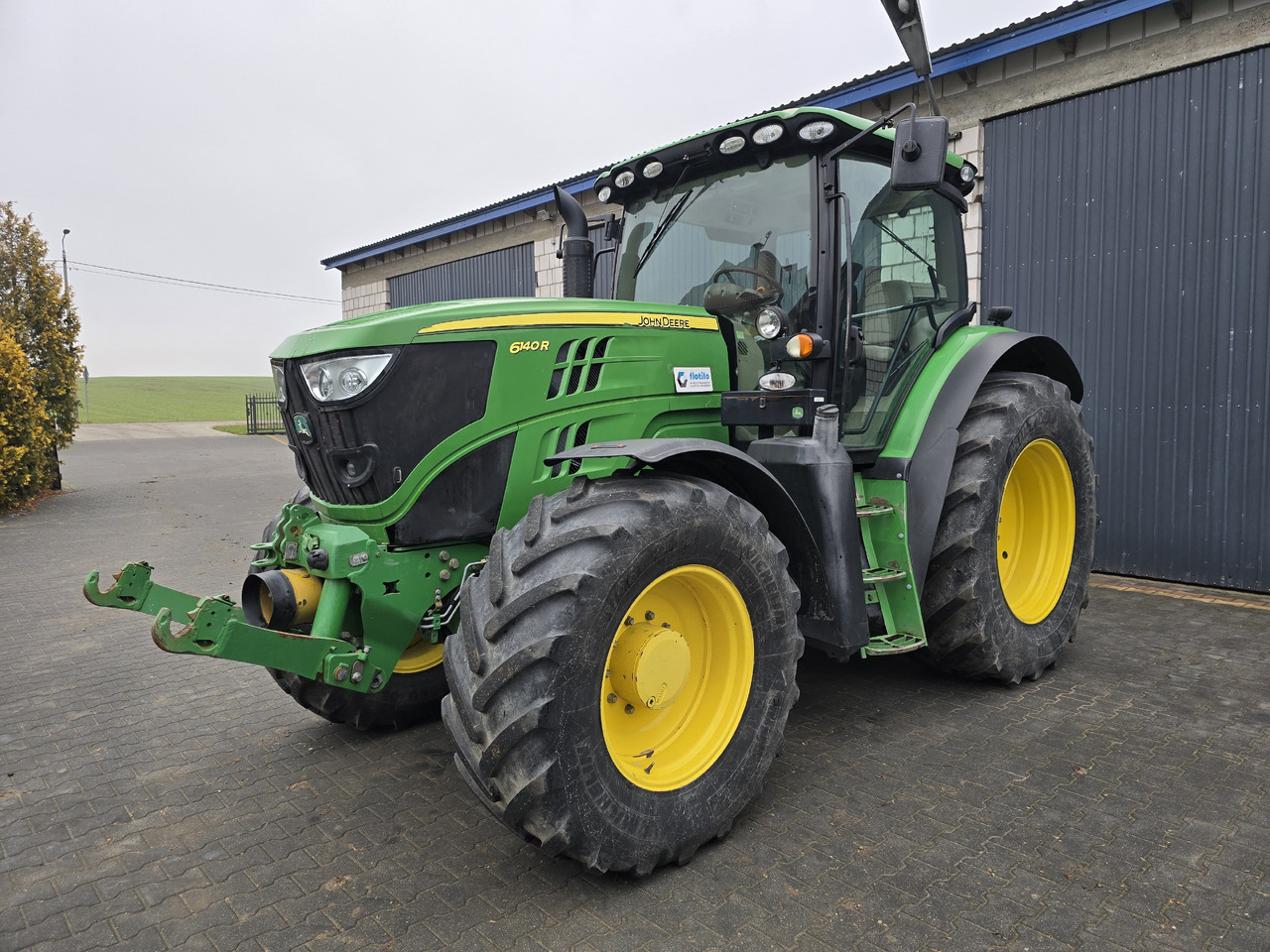 JOHN DEERE 6140R - Τρακτέρ: φωτογραφία 4 JOHN DEERE 6140R - Τρακτέρ: φωτογραφία 4