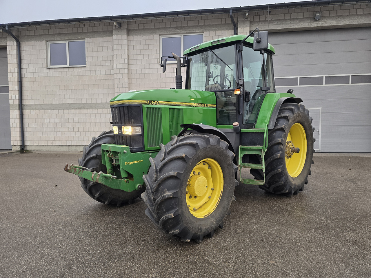 JOHN DEERE 7600 - Τρακτέρ: φωτογραφία 5 JOHN DEERE 7600 - Τρακτέρ: φωτογραφία 5