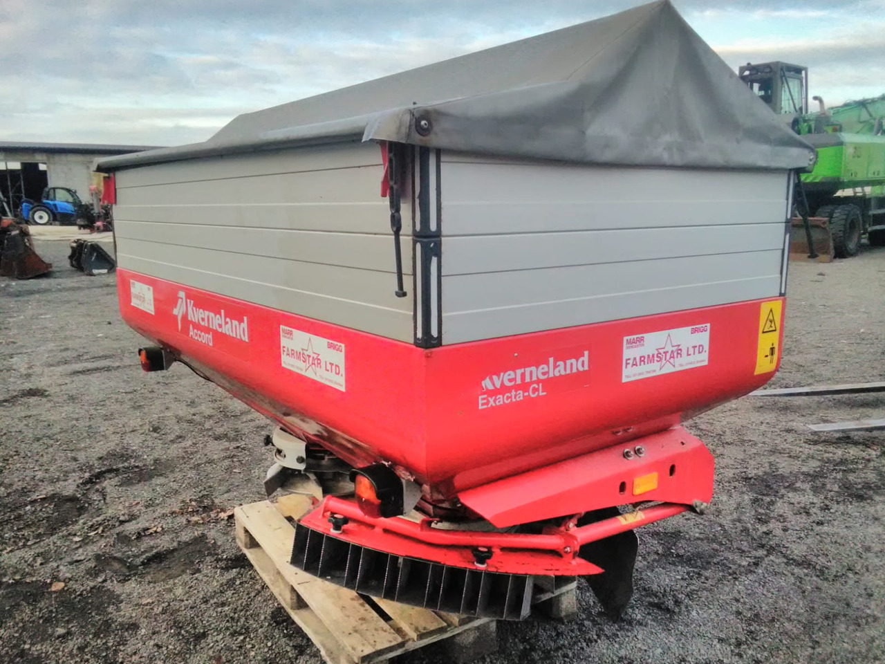 KVERNELAND EXACTA – CL - Λιπασματοδιανομέας: φωτογραφία 2 KVERNELAND EXACTA – CL - Λιπασματοδιανομέας: φωτογραφία 2