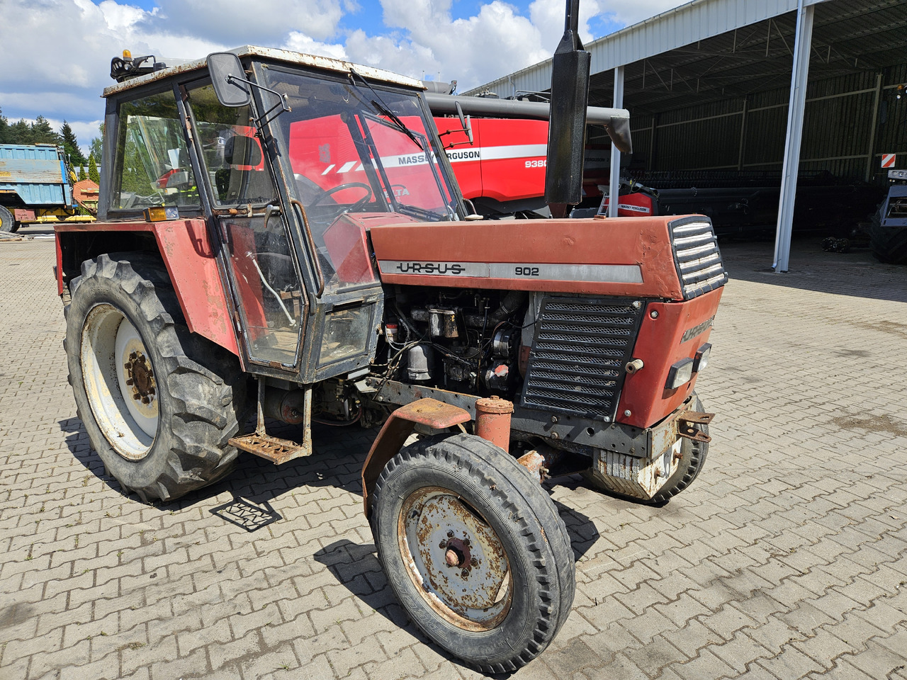Ursus C-385 - Τρακτέρ: φωτογραφία 1 Ursus C-385 - Τρακτέρ: φωτογραφία 1