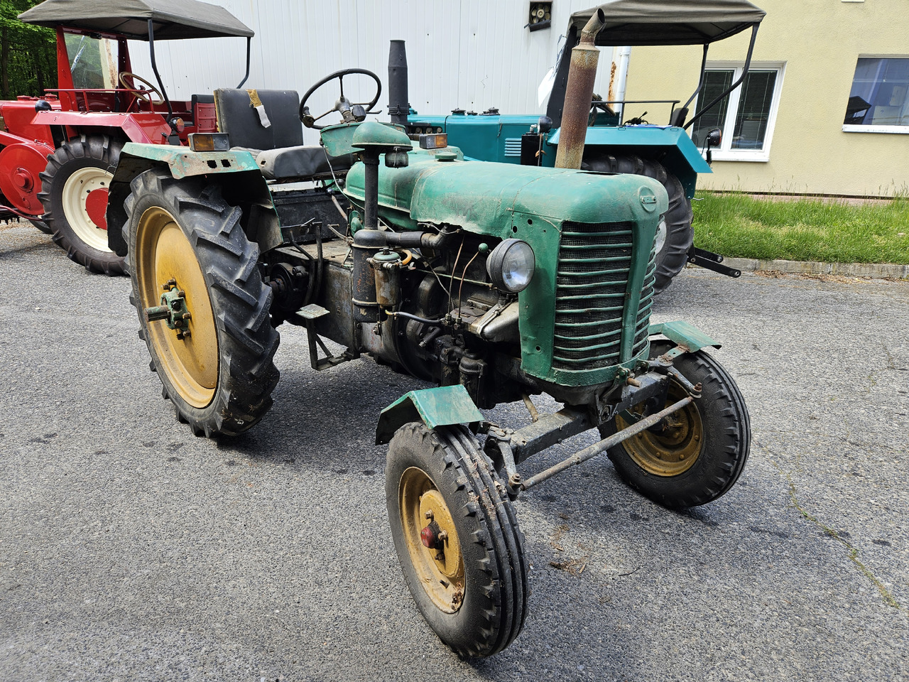 Zetor 25 - Τρακτέρ: φωτογραφία 4 Zetor 25 - Τρακτέρ: φωτογραφία 4