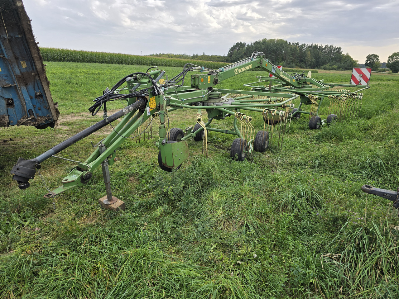 Krone Swadro 710/26T - Χορτοσυλλέκτης: φωτογραφία 4 Krone Swadro 710/26T - Χορτοσυλλέκτης: φωτογραφία 4