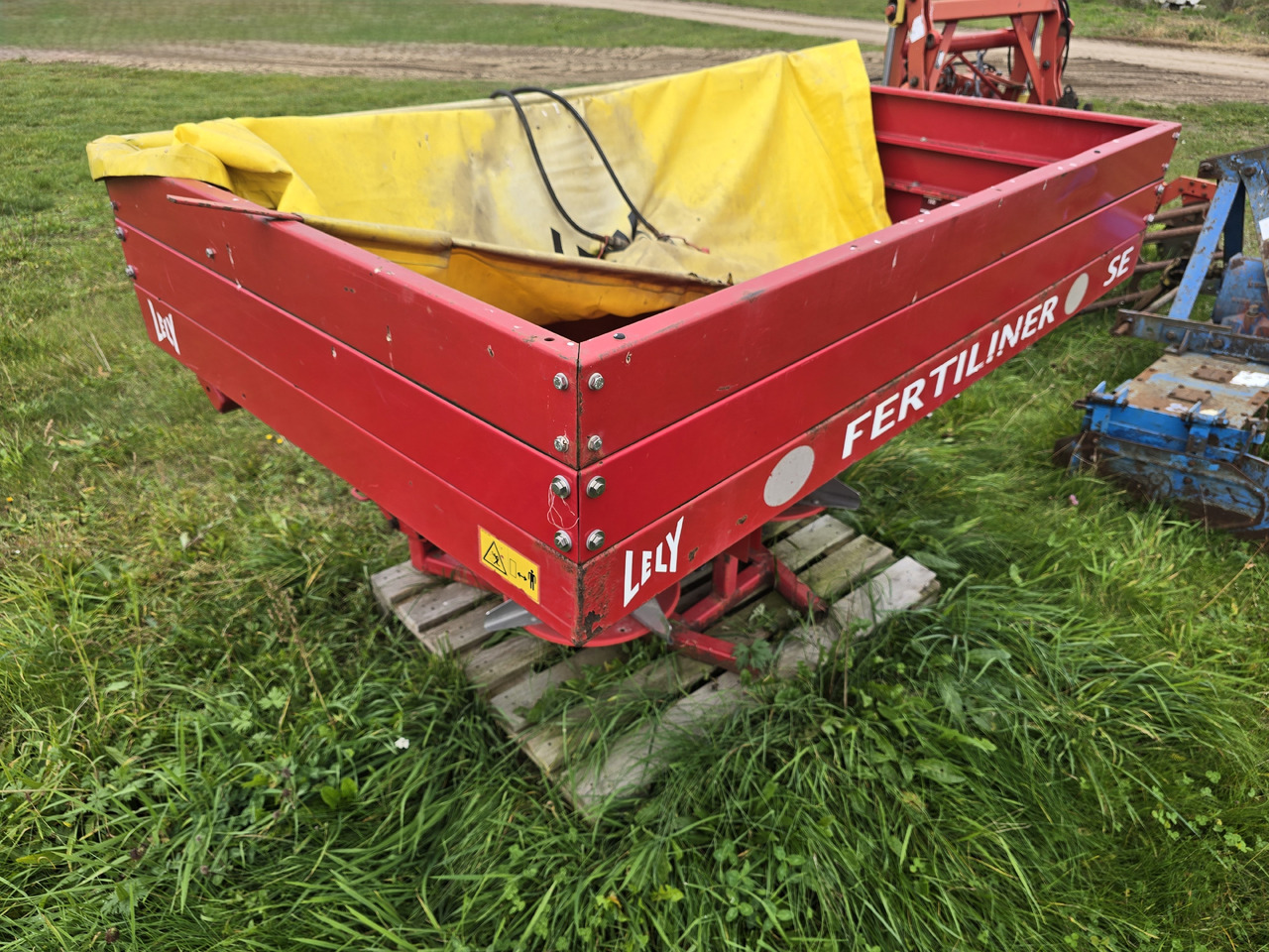 Lely SE 1500 Fertiliner - Λιπασματοδιανομέας: φωτογραφία 5 Lely SE 1500 Fertiliner - Λιπασματοδιανομέας: φωτογραφία 5