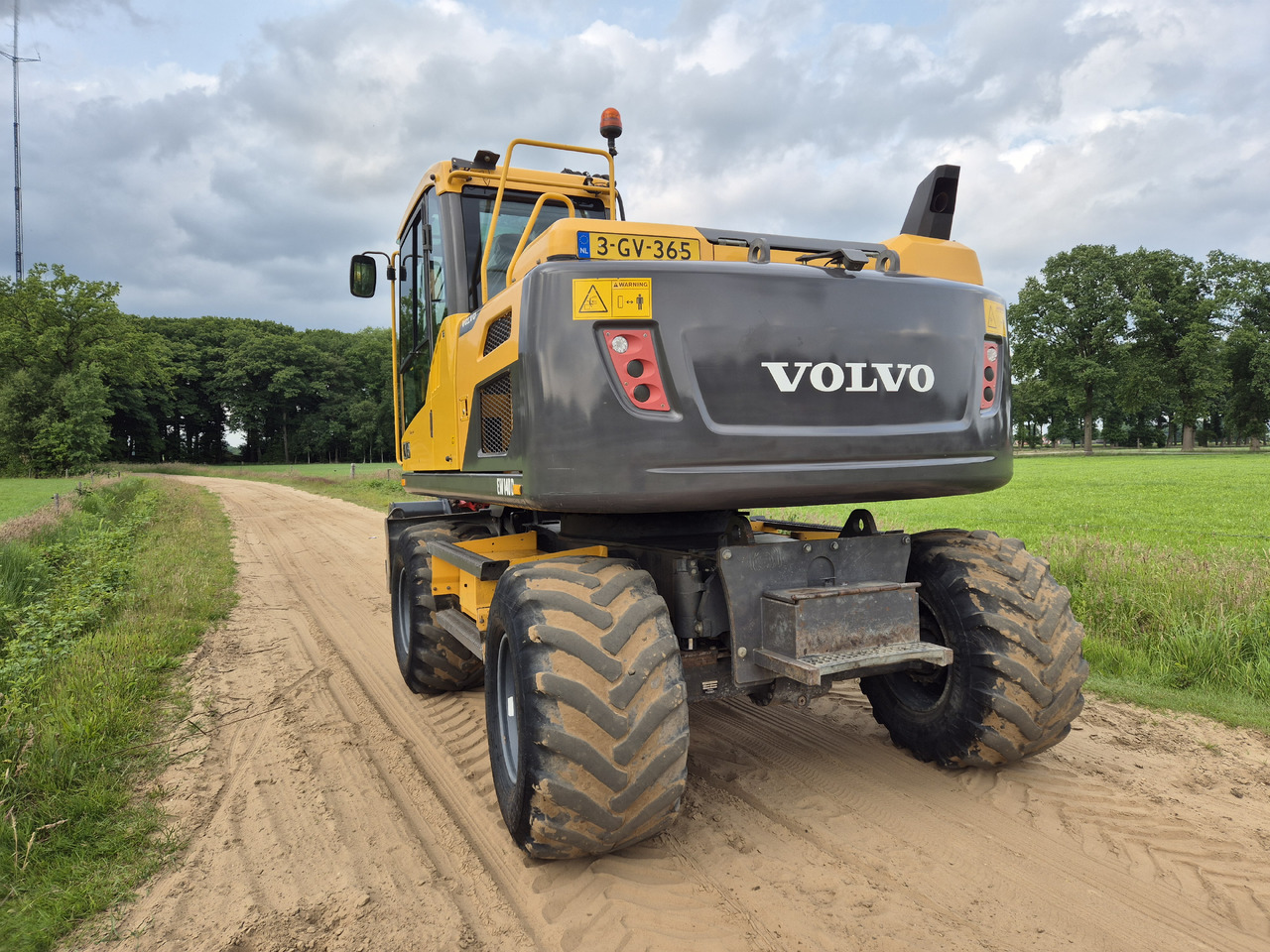 VOLVO EW 140 D - Τροχοφόρος εκσκαφέας: φωτογραφία 3 VOLVO EW 140 D - Τροχοφόρος εκσκαφέας: φωτογραφία 3