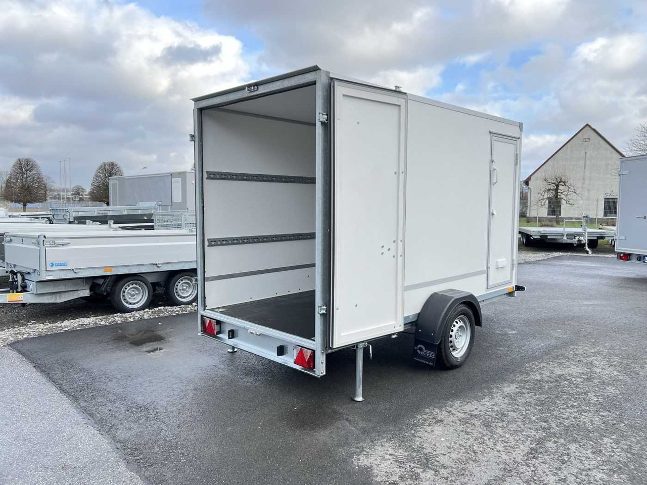 BLYSS F1330HD Seitentür Kofferanhänger - Ρυμούλκα κόφα: φωτογραφία 3 BLYSS F1330HD Seitentür Kofferanhänger - Ρυμούλκα κόφα: φωτογραφία 3