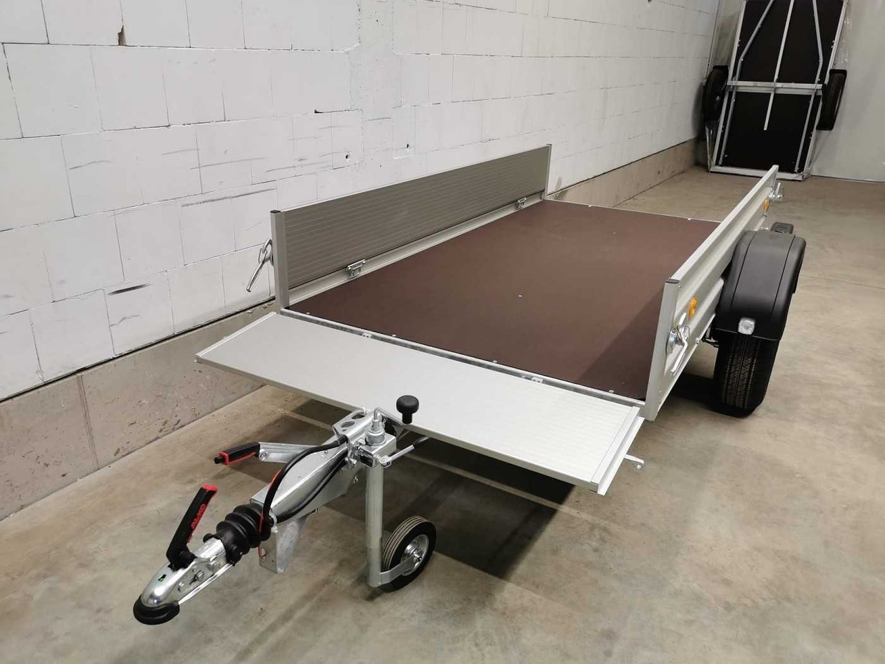 BOECKMANN TL-AL 2513/135 Stkl Kastenanhänger gebremst - Ρυμούλκες αυτοκίνητο: φωτογραφία 4 BOECKMANN TL-AL 2513/135 Stkl Kastenanhänger gebremst - Ρυμούλκες αυτοκίνητο: φωτογραφία 4