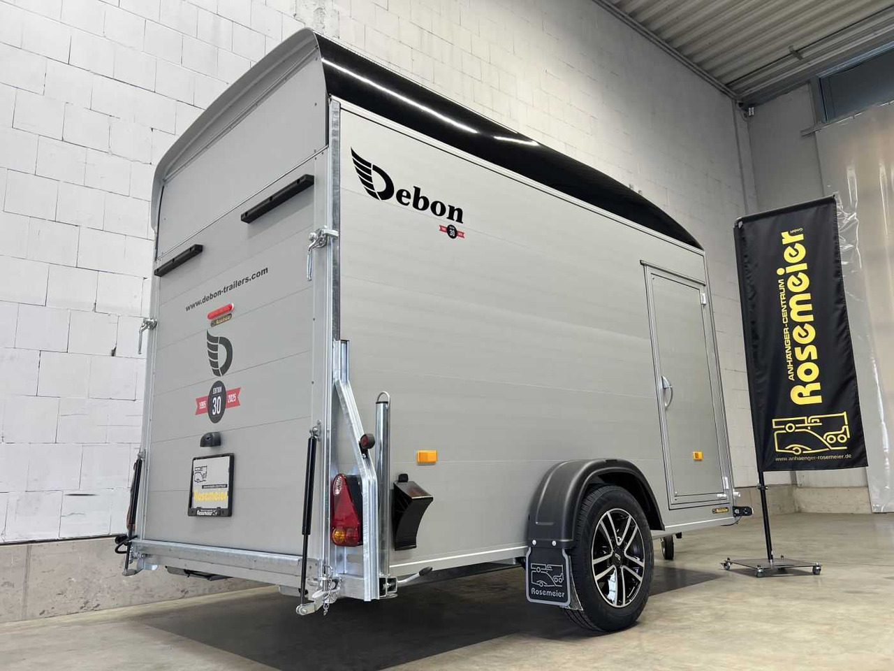 CHEVAL LIBERTE DEBON C400 Roadster ALF Kofferanhänger - Τρέιλερ μοτοσυκλετών: φωτογραφία 5 CHEVAL LIBERTE DEBON C400 Roadster ALF Kofferanhänger - Τρέιλερ μοτοσυκλετών: φωτογραφία 5