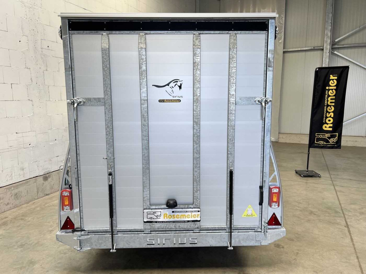 Kargo G150 Tür Kofferanhänger Sirius - Ρυμούλκα κόφα: φωτογραφία 3 Kargo G150 Tür Kofferanhänger Sirius - Ρυμούλκα κόφα: φωτογραφία 3