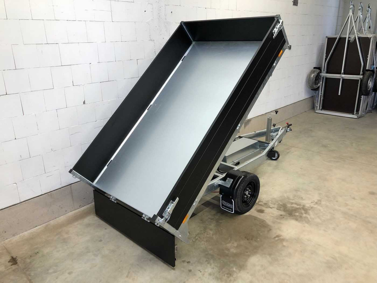 SARIS K1 276 150 1500 1 E Black Edit Rückwärtskipper - Ρυμούλκα ανατρεπόμενο: φωτογραφία 4 SARIS K1 276 150 1500 1 E Black Edit Rückwärtskipper - Ρυμούλκα ανατρεπόμενο: φωτογραφία 4