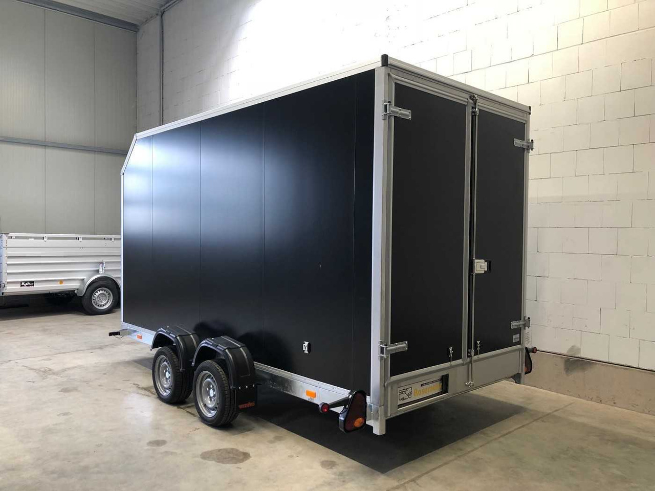 VEZEKO Husky FB K 35.40 SP EP Tür Kofferanhänger Absenker - Ρυμούλκα κόφα: φωτογραφία 5 VEZEKO Husky FB K 35.40 SP EP Tür Kofferanhänger Absenker - Ρυμούλκα κόφα: φωτογραφία 5