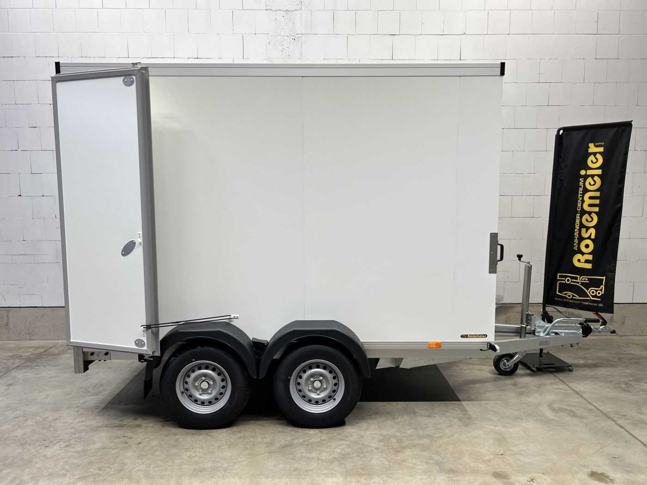 VEZEKO TK B 27.30 Kofferanhänger - Ρυμούλκα κόφα: φωτογραφία 1 VEZEKO TK B 27.30 Kofferanhänger - Ρυμούλκα κόφα: φωτογραφία 1