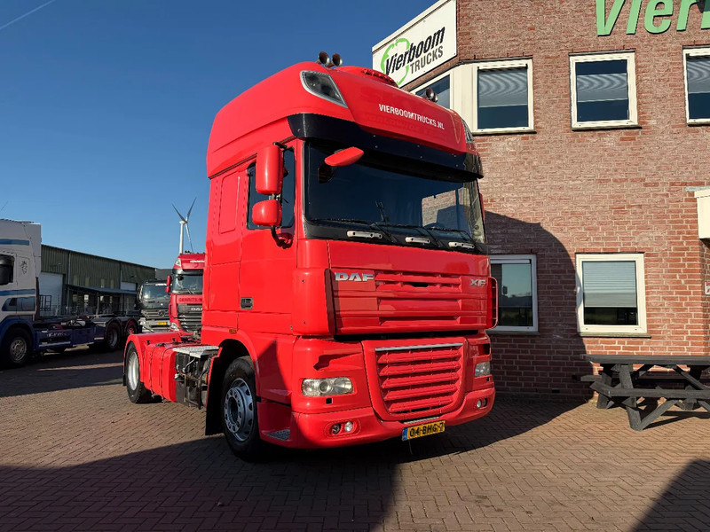DAF XF 105.460 XF105-460 4X2 SUPERSPCECAB RETARDER - Τράκτορας: φωτογραφία 1 DAF XF 105.460 XF105-460 4X2 SUPERSPCECAB RETARDER - Τράκτορας: φωτογραφία 1