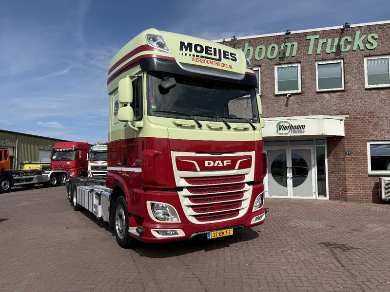 DAF XF 480 XF480 6X2 SSC CHASSIS EURO6 HOLLAND TRUCK TUV 4-2026 Smart Tacho - Φορτηγό σασί: φωτογραφία 1 DAF XF 480 XF480 6X2 SSC CHASSIS EURO6 HOLLAND TRUCK TUV 4-2026 Smart Tacho - Φορτηγό σασί: φωτογραφία 1