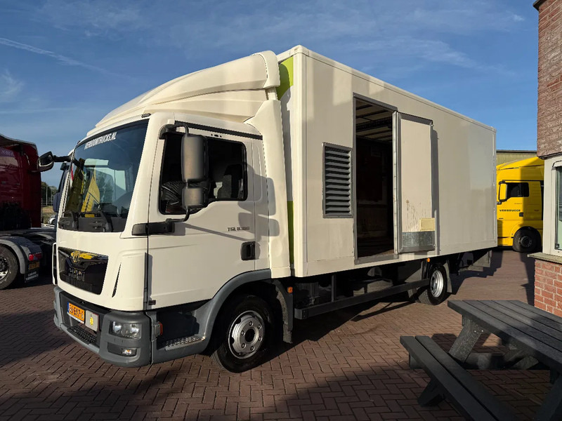 MAN TGL TGL 8.180 Euro6 Bakwagen met laadklep / Werkplaats / Vangmuil / Licht en lucht - Φορτηγό κόφα: φωτογραφία 5 MAN TGL TGL 8.180 Euro6 Bakwagen met laadklep / Werkplaats / Vangmuil / Licht en lucht - Φορτηγό κόφα: φωτογραφία 5