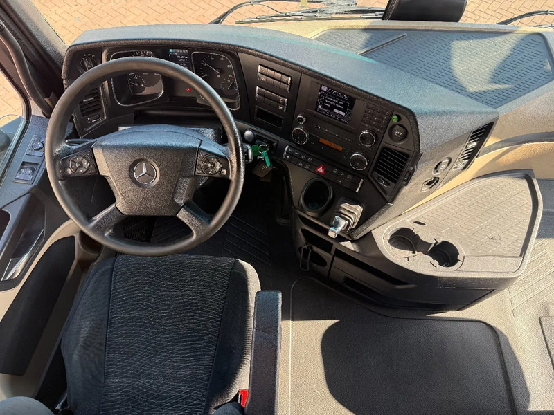 Mercedes-Benz Actros Actros 2542LL 6X2 BDF / ACC / AHK/ TUV 8-2026 / NL TRUCK - Φορτηγό μεταφοράς εμπορευματοκιβωτίων/ Κινητό αμάξωμα: φωτογραφία 5 Mercedes-Benz Actros Actros 2542LL 6X2 BDF / ACC / AHK/ TUV 8-2026 / NL TRUCK - Φορτηγό μεταφοράς εμπορευματοκιβωτίων/ Κινητό αμάξωμα: φωτογραφία 5