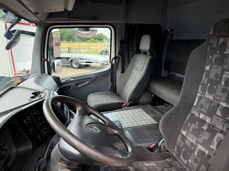 Mercedes-Benz Axor 1829 Axor 1829L BDF Mit Wechselkoffer+LBW Top NL Truck - Φορτηγό κόφα: φωτογραφία 3 Mercedes-Benz Axor 1829 Axor 1829L BDF Mit Wechselkoffer+LBW Top NL Truck - Φορτηγό κόφα: φωτογραφία 3