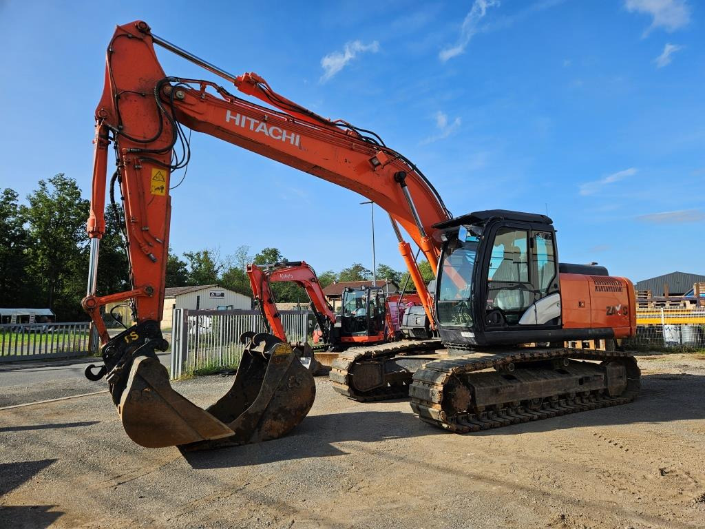 HITACHI ZX 210 LC - Ερπυστριοφόρος εκσκαφέας: φωτογραφία 2 HITACHI ZX 210 LC - Ερπυστριοφόρος εκσκαφέας: φωτογραφία 2