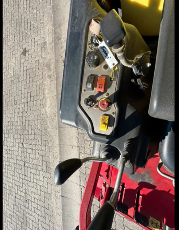 Ferrari Turbo 1 WT Hochentleerung - Χορτοκοπτικό: φωτογραφία 5 Ferrari Turbo 1 WT Hochentleerung - Χορτοκοπτικό: φωτογραφία 5