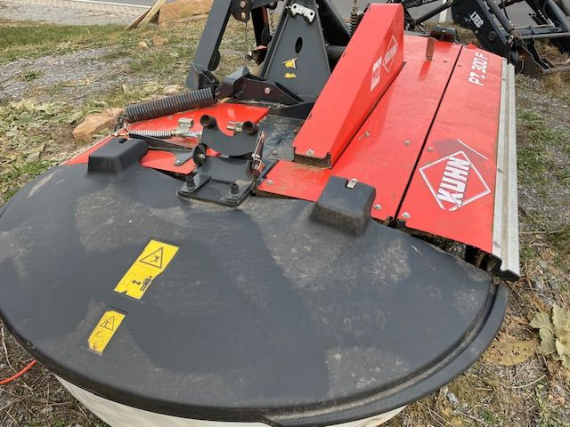 Frontmähwerk, Kuhn, PZ 300F - Χορτοκοπτικό: φωτογραφία 3 Frontmähwerk, Kuhn, PZ 300F - Χορτοκοπτικό: φωτογραφία 3