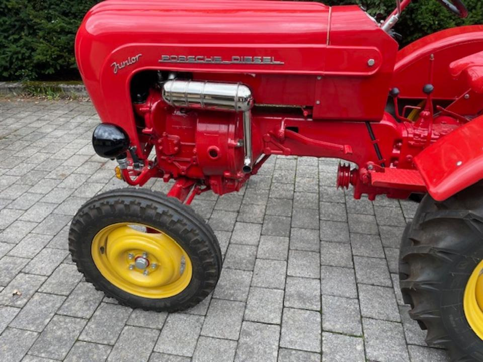 Porsche Junior 108 - Μικρό τρακτέρ: φωτογραφία 4 Porsche Junior 108 - Μικρό τρακτέρ: φωτογραφία 4