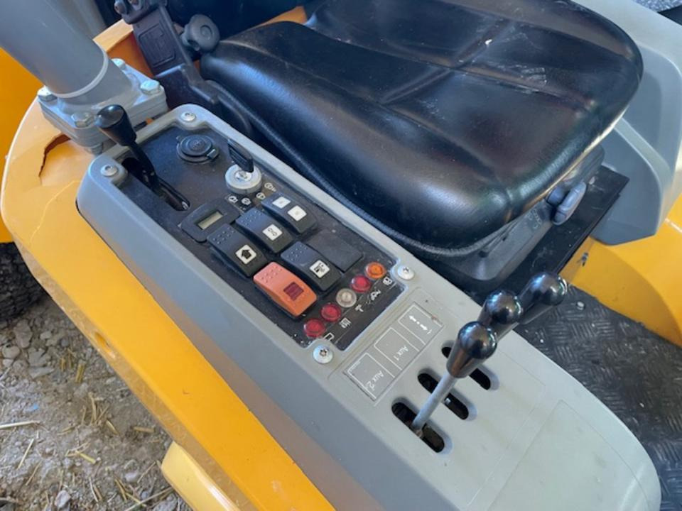 Stiga Titan 26H Diesel-Aufsitzrasenmäher mit Frontmähwerk - Χλοοκοπτικό: φωτογραφία 5 Stiga Titan 26H Diesel-Aufsitzrasenmäher mit Frontmähwerk - Χλοοκοπτικό: φωτογραφία 5