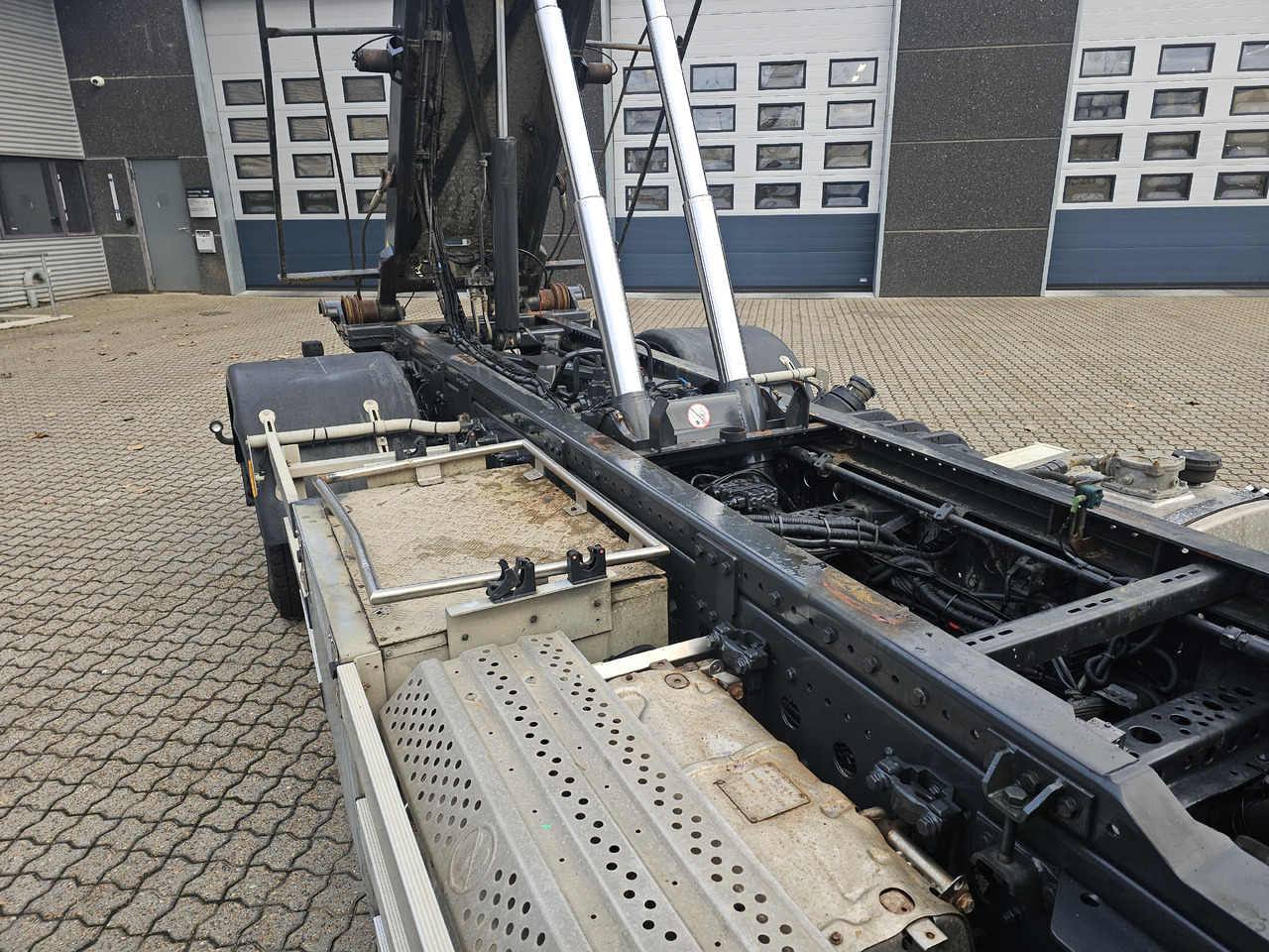 Φορτηγό μεταφοράς εμπορευματοκιβωτίων/ Κινητό αμάξωμα Mercedes Atego 1224: φωτογραφία 9