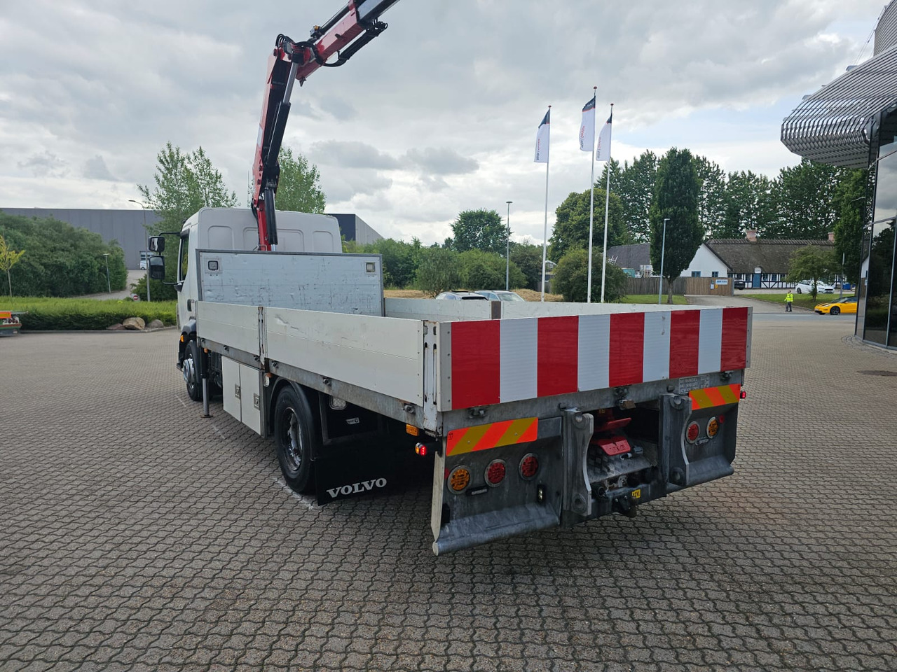 Volvo FL250 - Φορτηγό με ανοιχτή καρότσα, Φορτηγό με γερανό: φωτογραφία 5 Volvo FL250 - Φορτηγό με ανοιχτή καρότσα, Φορτηγό με γερανό: φωτογραφία 5