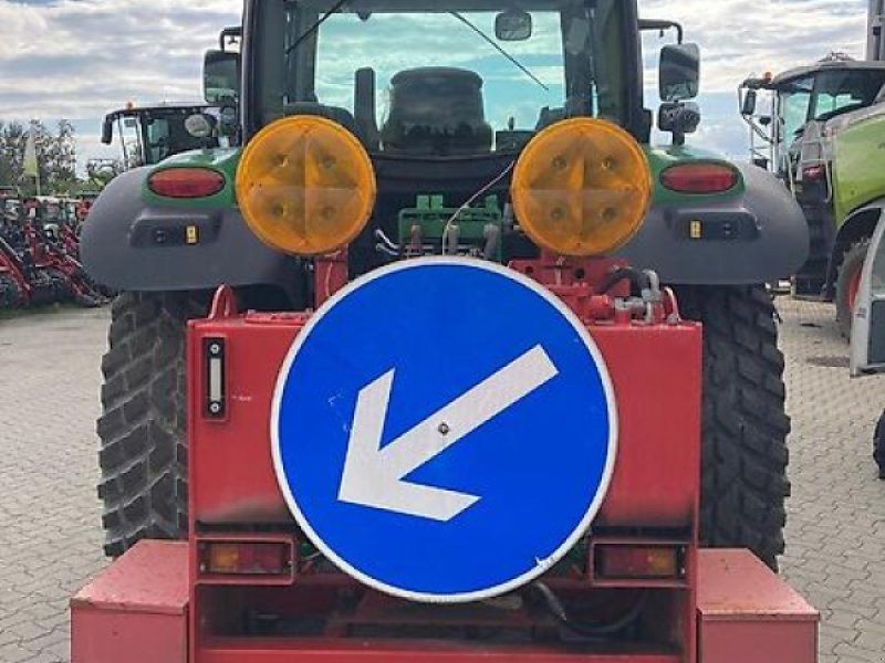 Τρακτέρ John Deere 6110R Kommunal: φωτογραφία 10