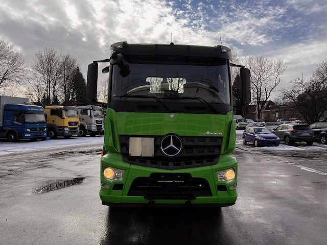 Mercedes-Benz Arocs 2643 Mit Meiller Abrollkipper Top - Φορτηγό φόρτωσης γάντζου: φωτογραφία 2 Mercedes-Benz Arocs 2643 Mit Meiller Abrollkipper Top - Φορτηγό φόρτωσης γάντζου: φωτογραφία 2
