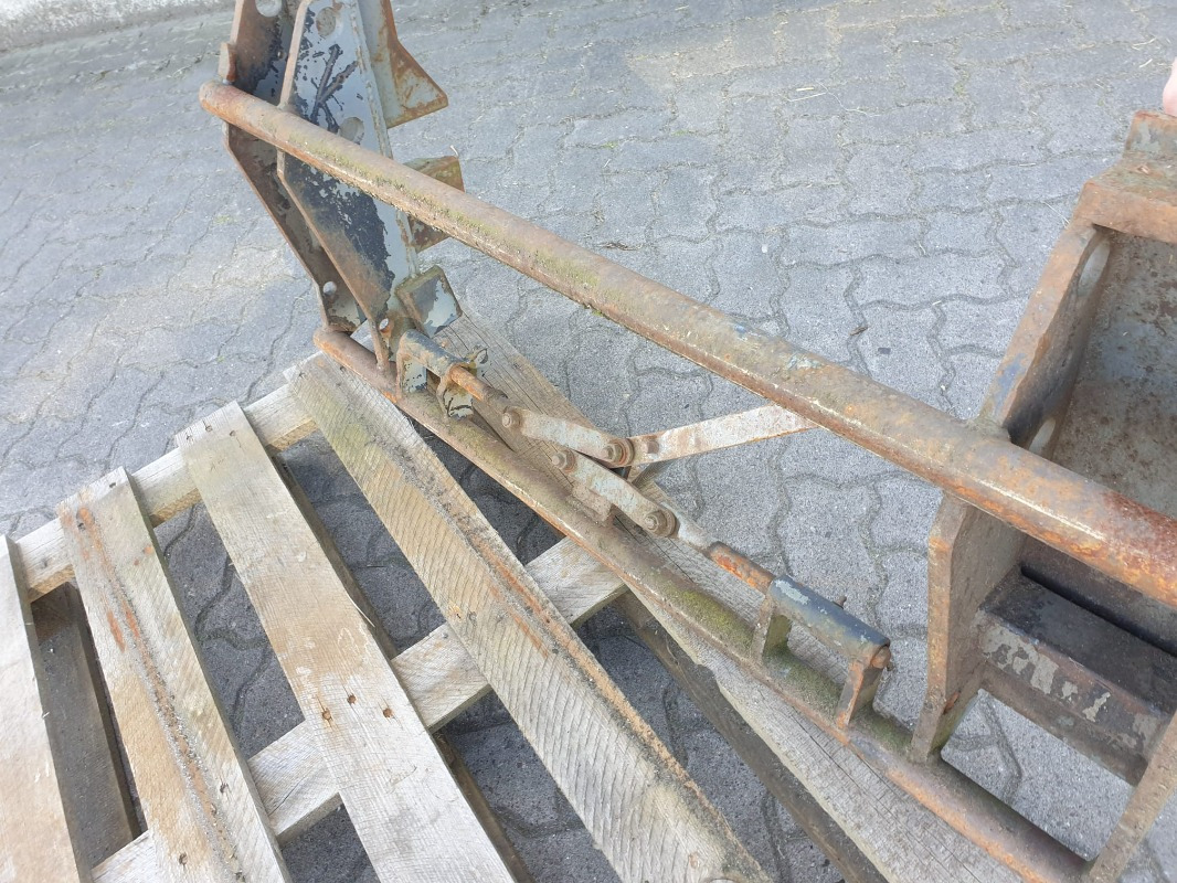 ADAPTERRAHMEN KRAMER / EURO - Φορτωτησ για τρακτερ: φωτογραφία 4 ADAPTERRAHMEN KRAMER / EURO - Φορτωτησ για τρακτερ: φωτογραφία 4