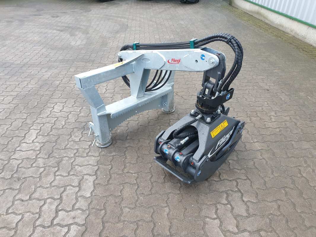 Fliegl RZ 185 COMBI PLUS - Δασικά μηχανήματα: φωτογραφία 3 Fliegl RZ 185 COMBI PLUS - Δασικά μηχανήματα: φωτογραφία 3