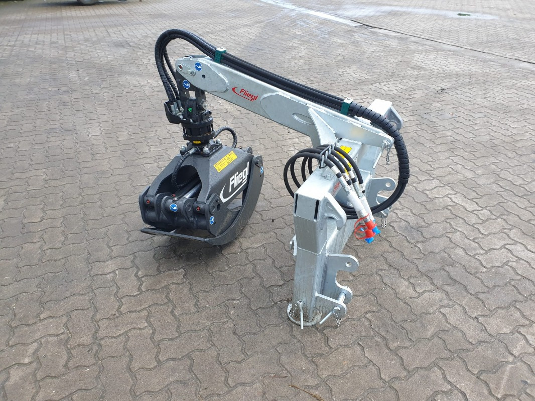 Fliegl RZ 185 COMBI PLUS - Δασικά μηχανήματα: φωτογραφία 2 Fliegl RZ 185 COMBI PLUS - Δασικά μηχανήματα: φωτογραφία 2