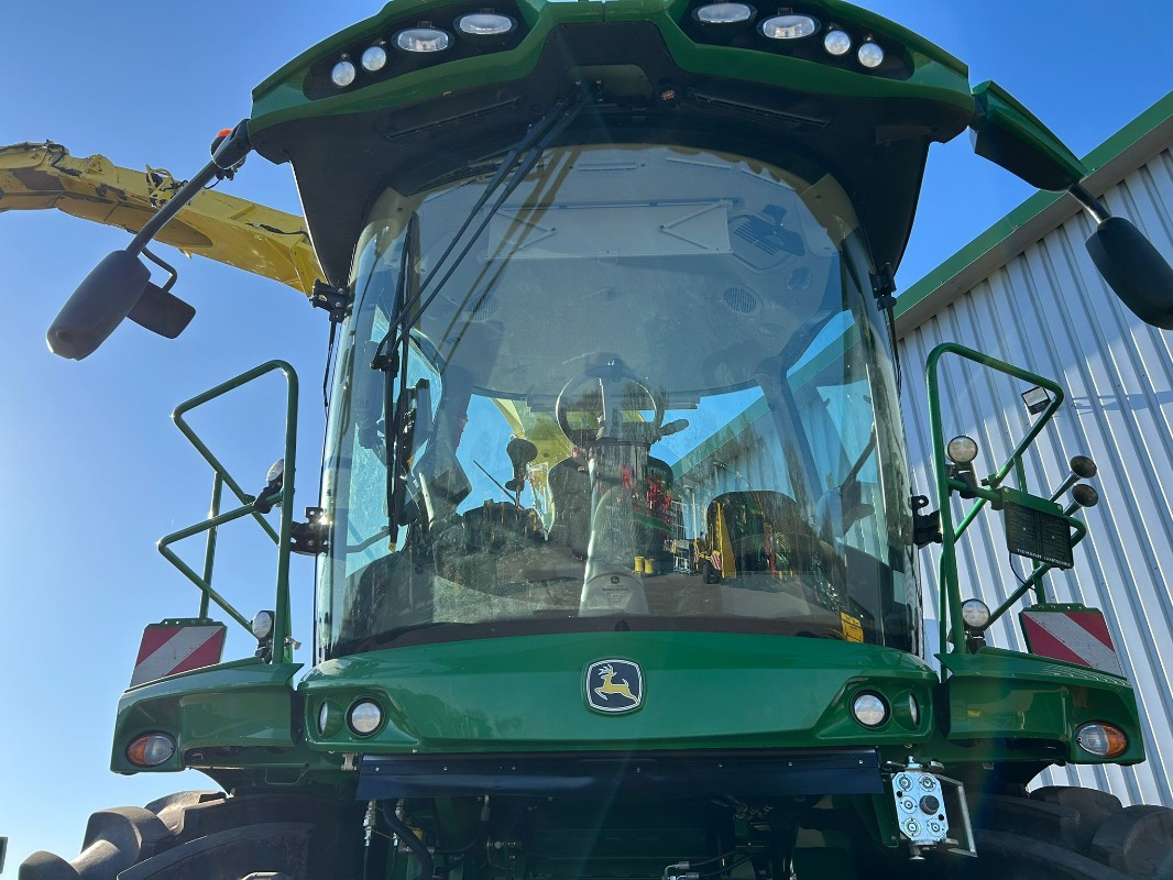 John Deere 8400i - Μηχανή συγκομιδής: φωτογραφία 4 John Deere 8400i - Μηχανή συγκομιδής: φωτογραφία 4