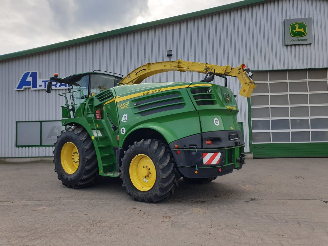John Deere 8600I - Μηχανή συγκομιδής: φωτογραφία 2 John Deere 8600I - Μηχανή συγκομιδής: φωτογραφία 2