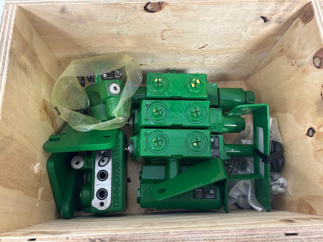 John Deere Einhebelsteuergerät mechanisch vom 6155R - Υδραυλικό για Γεωργικά μηχανήματα: φωτογραφία 2 John Deere Einhebelsteuergerät mechanisch vom 6155R - Υδραυλικό για Γεωργικά μηχανήματα: φωτογραφία 2