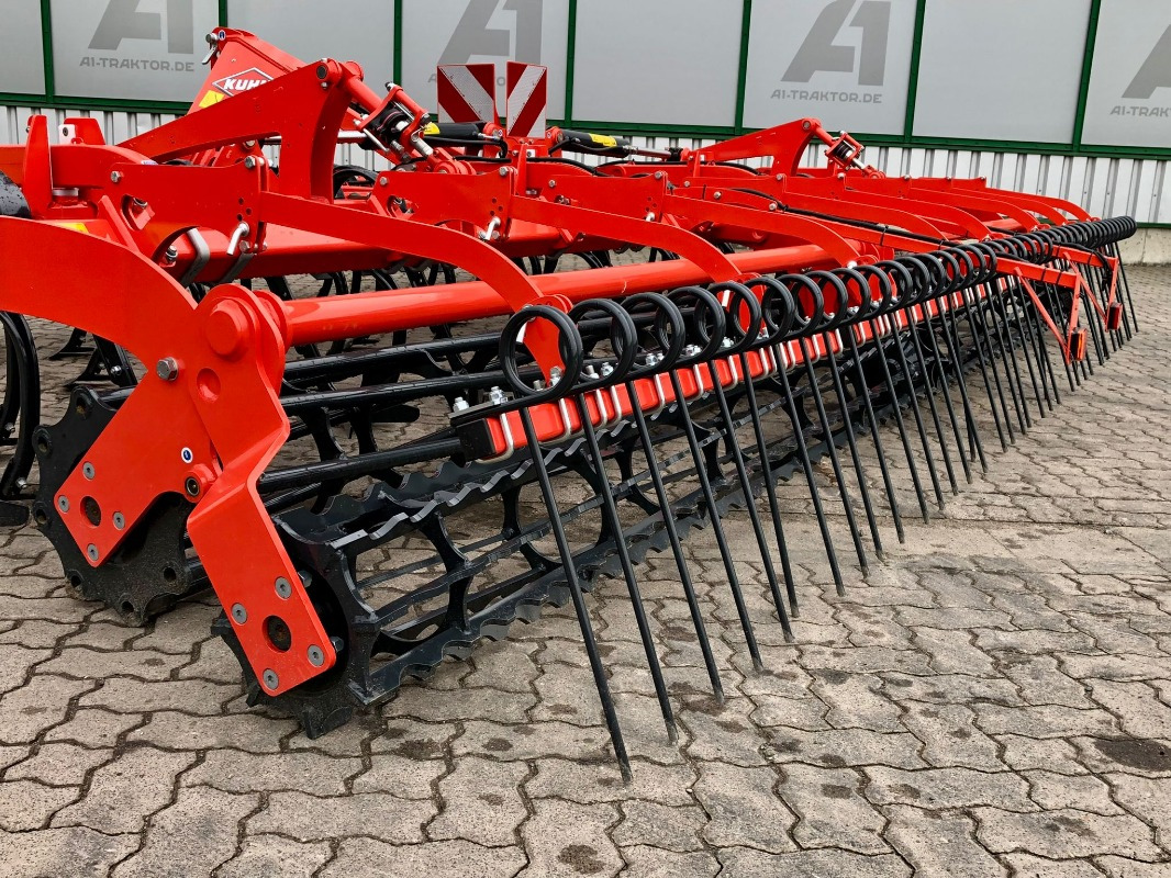 Kuhn PROLANDER 600 R - Μηχανή οργώματος: φωτογραφία 2 Kuhn PROLANDER 600 R - Μηχανή οργώματος: φωτογραφία 2
