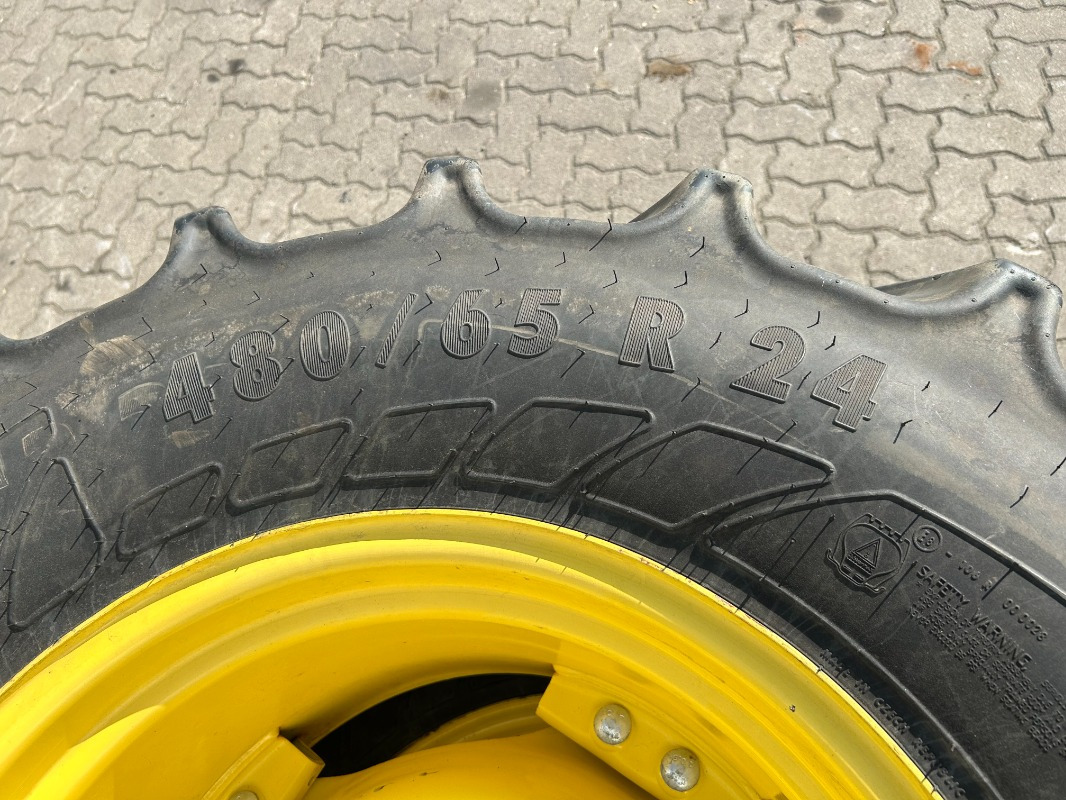 Mitas Kompletträder 540/65R38 480/65R24 - Ελαστικό για Γεωργικά μηχανήματα: φωτογραφία 5 Mitas Kompletträder 540/65R38 480/65R24 - Ελαστικό για Γεωργικά μηχανήματα: φωτογραφία 5