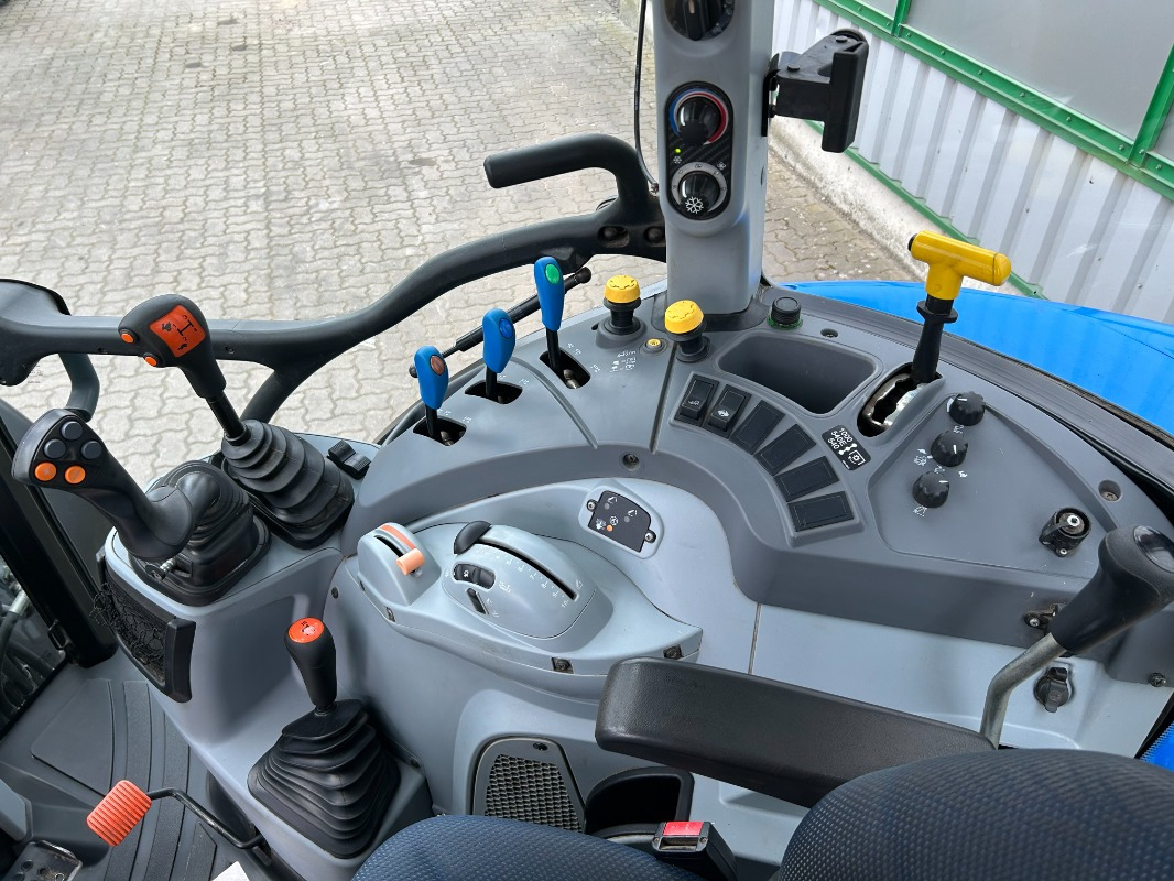 Τρακτέρ New Holland T5.105: φωτογραφία 9
