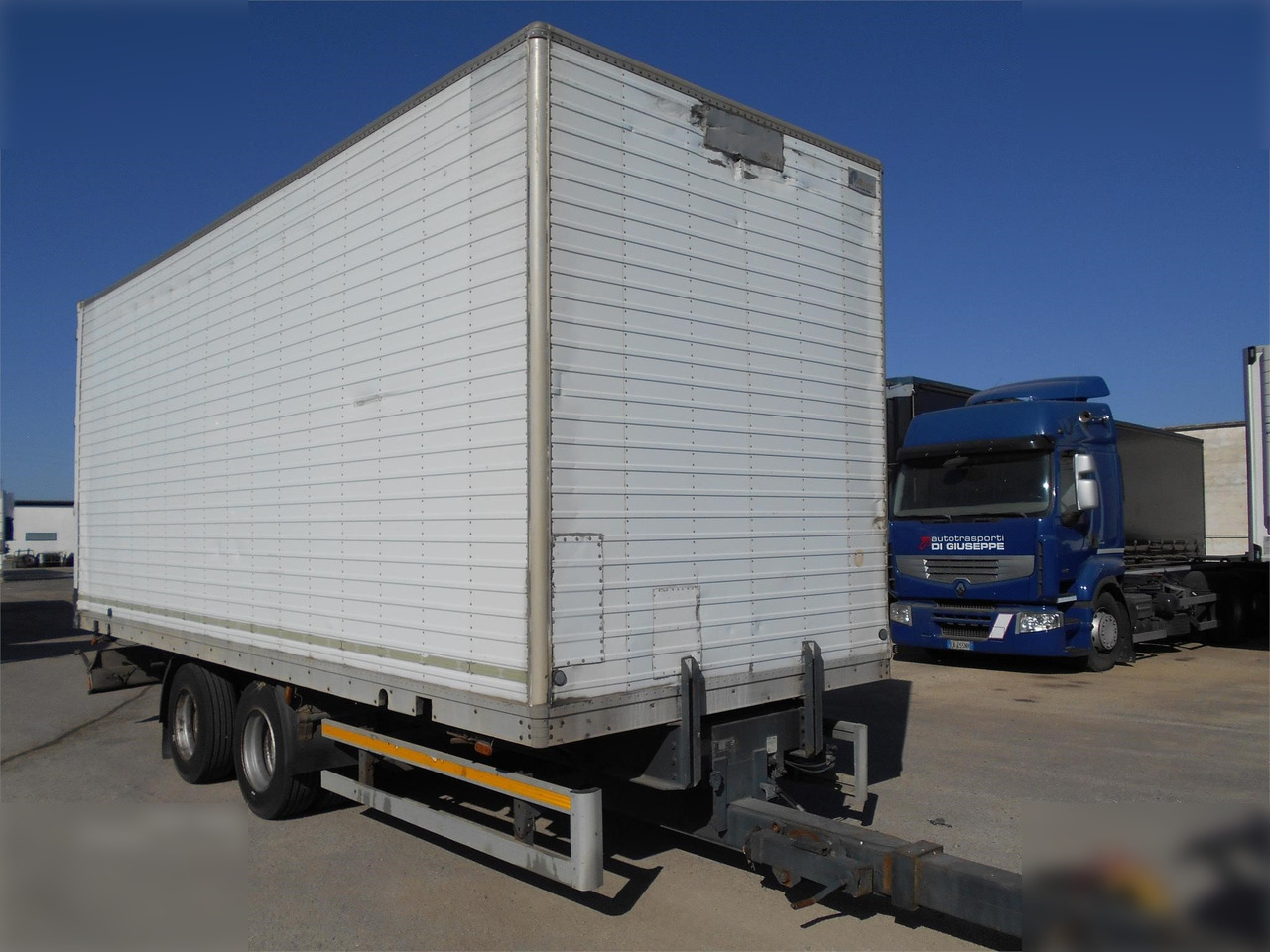 DAYTONA - Ρυμούλκα κόφα: φωτογραφία 1 DAYTONA - Ρυμούλκα κόφα: φωτογραφία 1