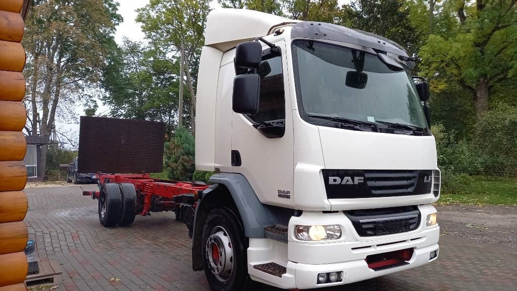 DAF FA55.250G, ONLY FOR PARTS! - Φορτηγό κόφα: φωτογραφία 4 DAF FA55.250G, ONLY FOR PARTS! - Φορτηγό κόφα: φωτογραφία 4