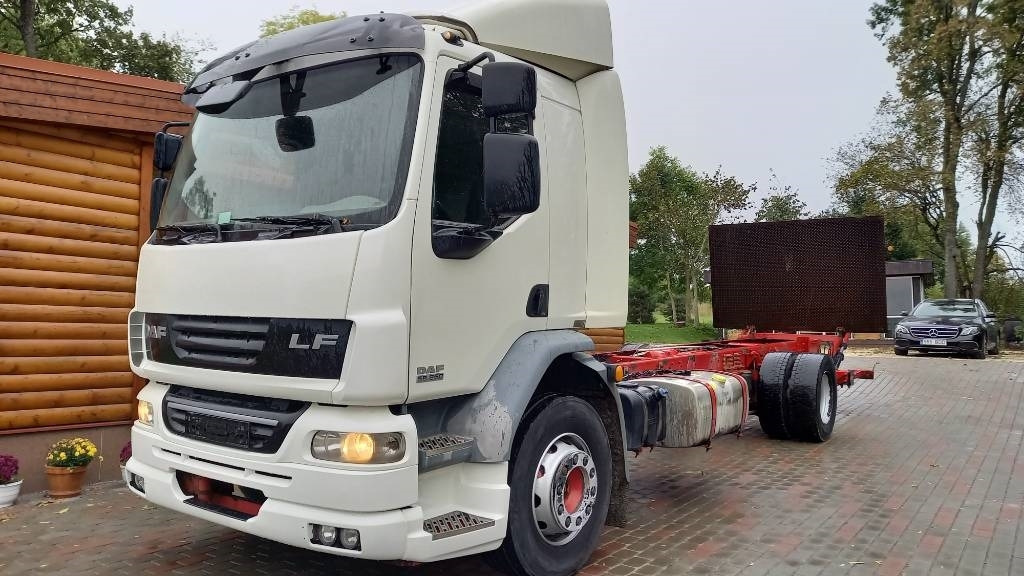 DAF FA55.250G, ONLY FOR PARTS! - Φορτηγό κόφα: φωτογραφία 2 DAF FA55.250G, ONLY FOR PARTS! - Φορτηγό κόφα: φωτογραφία 2