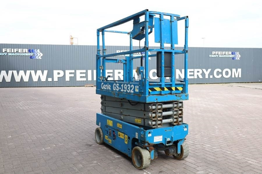 Ψαλιδωτό ανυψωτικό Genie GS1932 Electric, Working Height 7.8 m, 227kg Capac: φωτογραφία 8