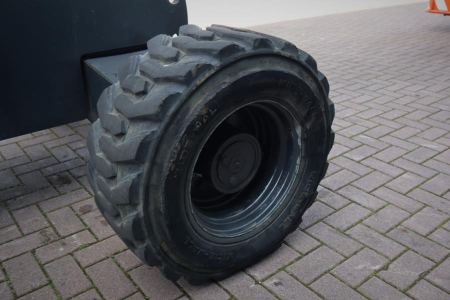 Τηλεσκοπικό ανυψωτικό Genie S45 Valid inspection, Diesel, 4x4 Drive, 15.72 m W: φωτογραφία 14 Τηλεσκοπικό ανυψωτικό Genie S45 Valid inspection, Diesel, 4x4 Drive, 15.72 m W: φωτογραφία 14