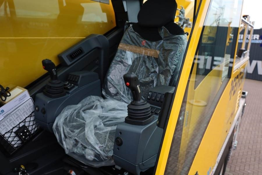 Grove GMK5250XL-1 Available For Rent, Dutch Registration - Γερανός παντός εδάφους: φωτογραφία 5 Grove GMK5250XL-1 Available For Rent, Dutch Registration - Γερανός παντός εδάφους: φωτογραφία 5