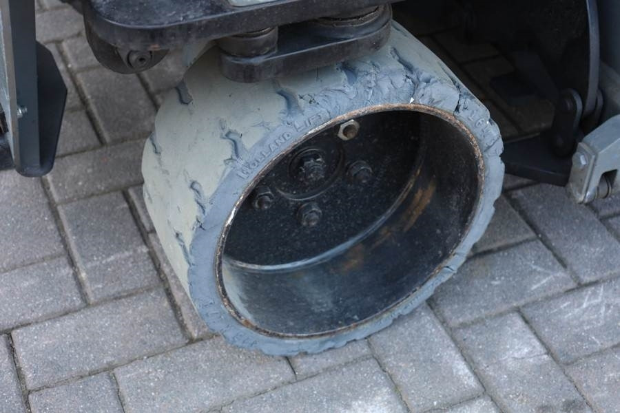 Ψαλιδωτό ανυψωτικό Holland Lift Ecostar HL-7810 Electric, 10m Working Height, 450k: φωτογραφία 15