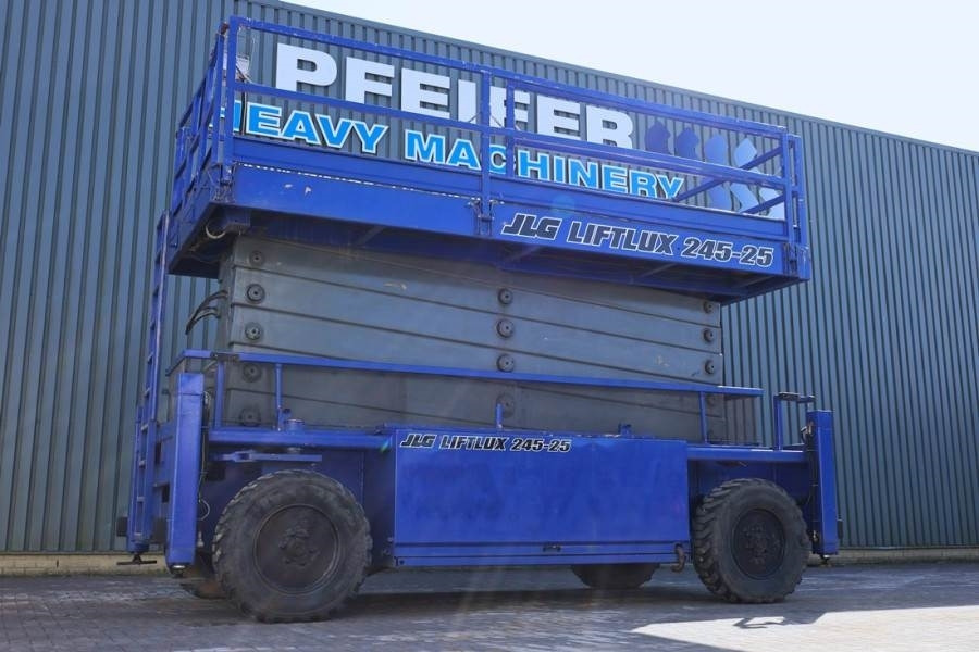 Liftlux SL245-25D 4WD Diesel, 4x4 Drive, 26.5m Working Hei - Ψαλιδωτό ανυψωτικό: φωτογραφία 1 Liftlux SL245-25D 4WD Diesel, 4x4 Drive, 26.5m Working Hei - Ψαλιδωτό ανυψωτικό: φωτογραφία 1